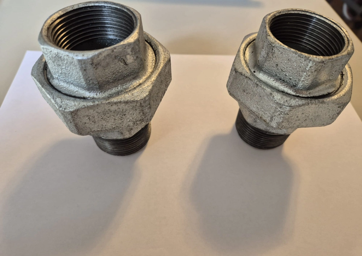 Racord olandez fonta zincata, FI - FE, 1 1/4"