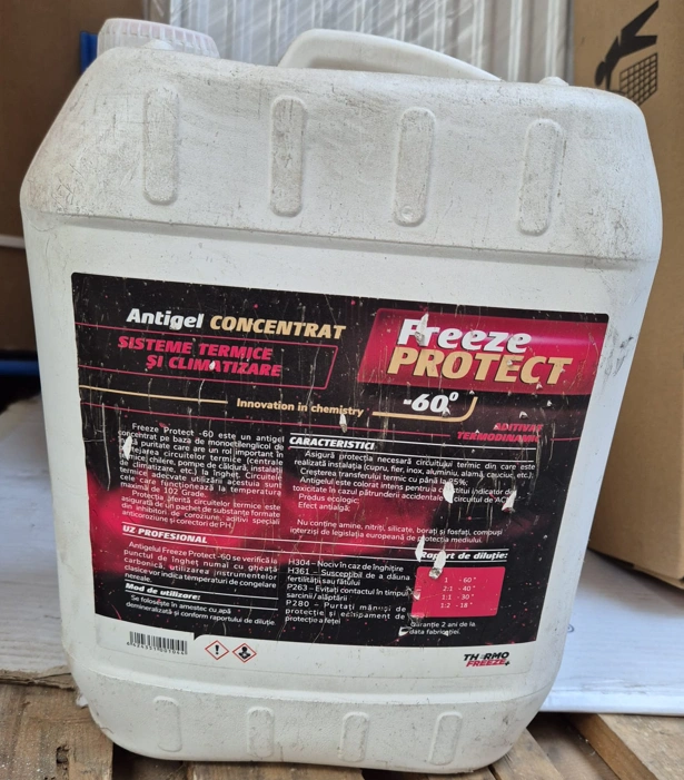 Antigel concentrat Freeze Protect -60 (sticla 10 litri)